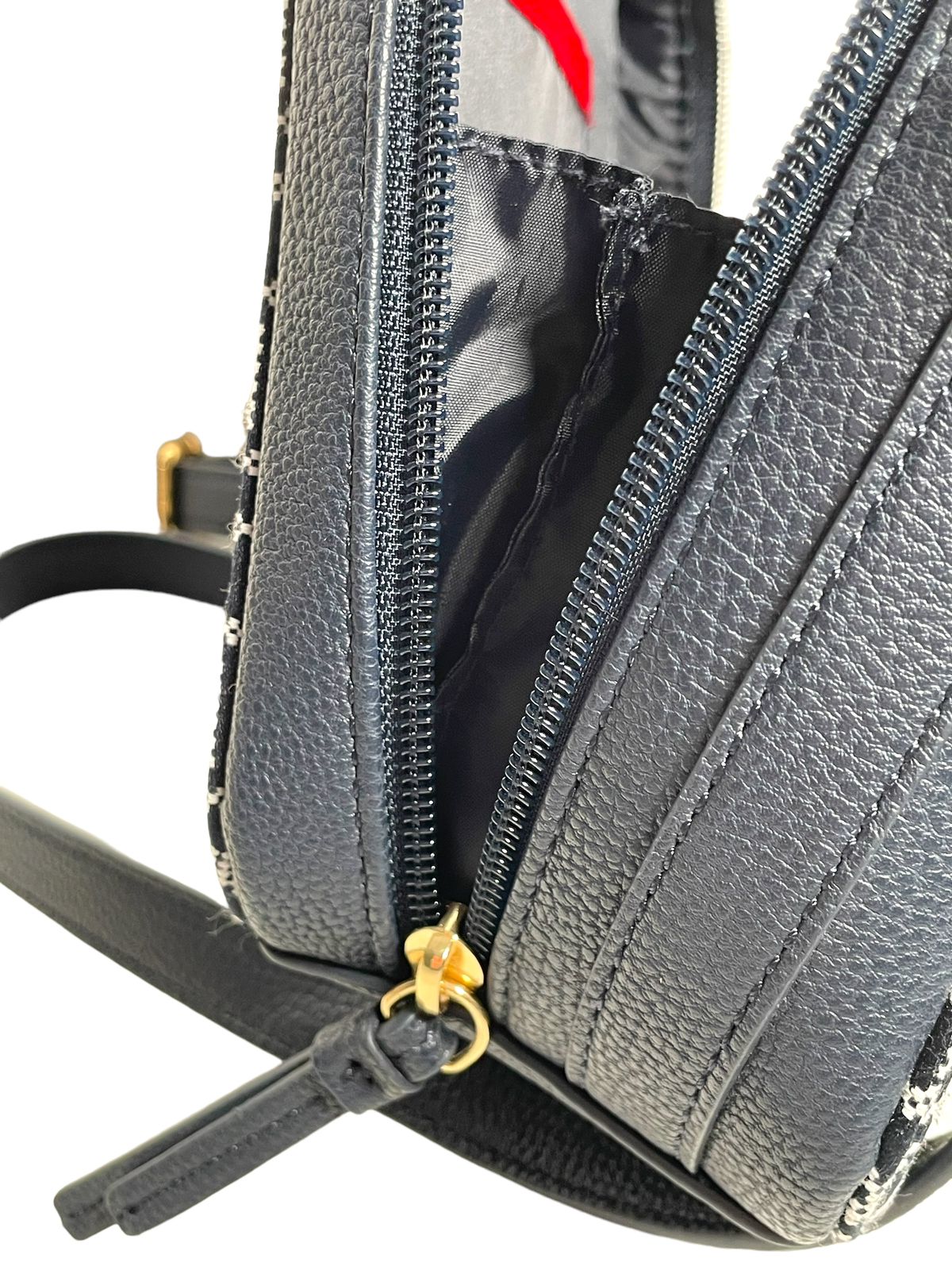 Bolsa Tommy Hilfiger en⭐⭐⭐⭐⭐